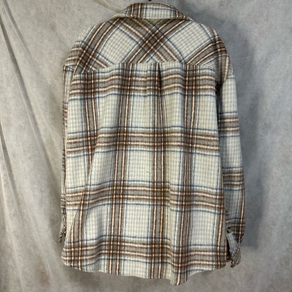 Reitmans Shacket, Size XL, 3/$25 - Picture 4 of 9
